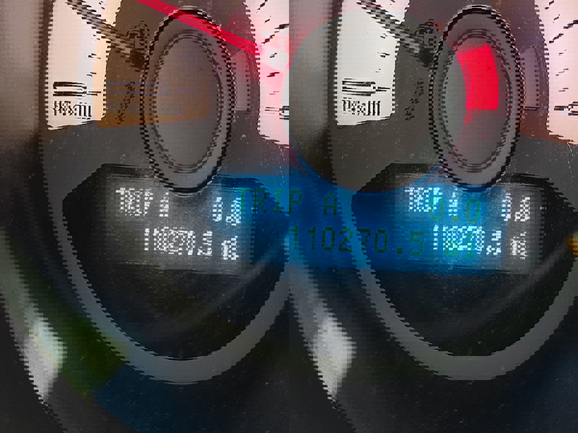 Used 2012 Ford Mustang GT Premium w/ HID Headlamps & Security Pkg image 16