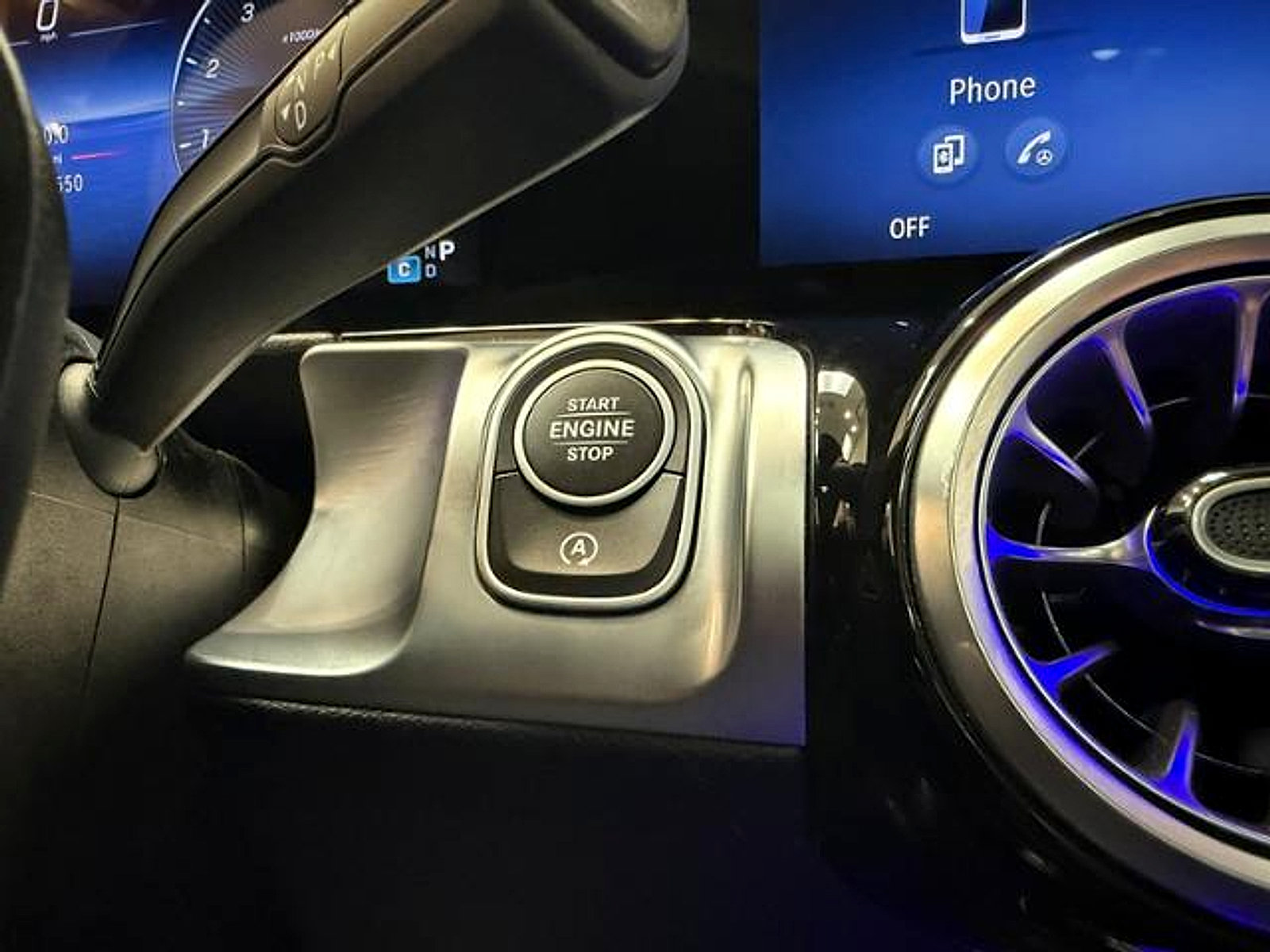 Used 2025 Mercedes-Benz GLB 250 image 22