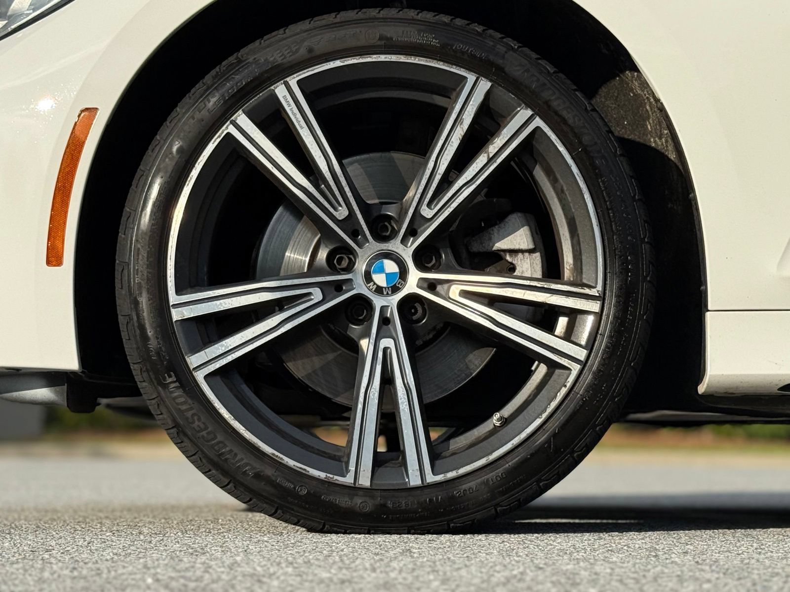 Used 2021 BMW 330i xDrive Sedan w/ Premium Package AWD/4WD image 18