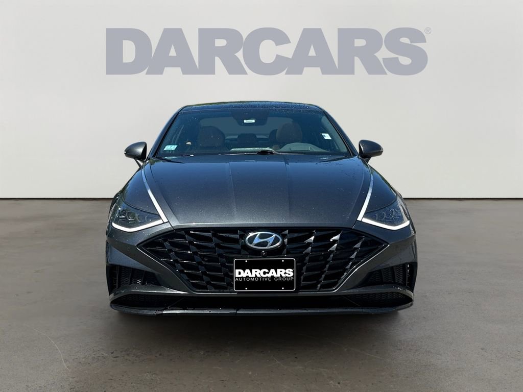 Used 2022 Hyundai Sonata Limited FWD image 2