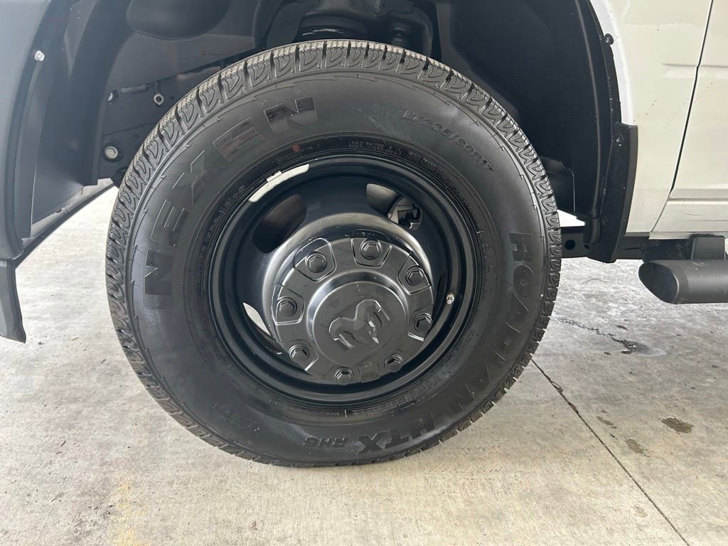 Used 2025 RAM 3500 Tradesman AWD/4WD image 13