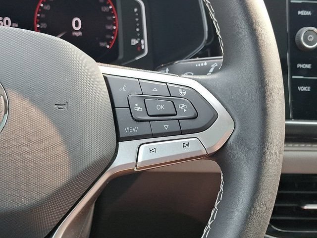 Certified 2022 Volkswagen Taos SEL AWD/4WD image 28