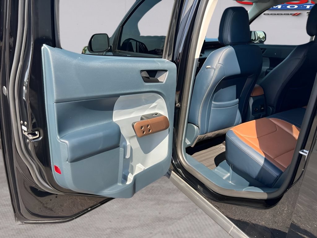 Used 2024 Ford Maverick Lariat AWD/4WD image 15