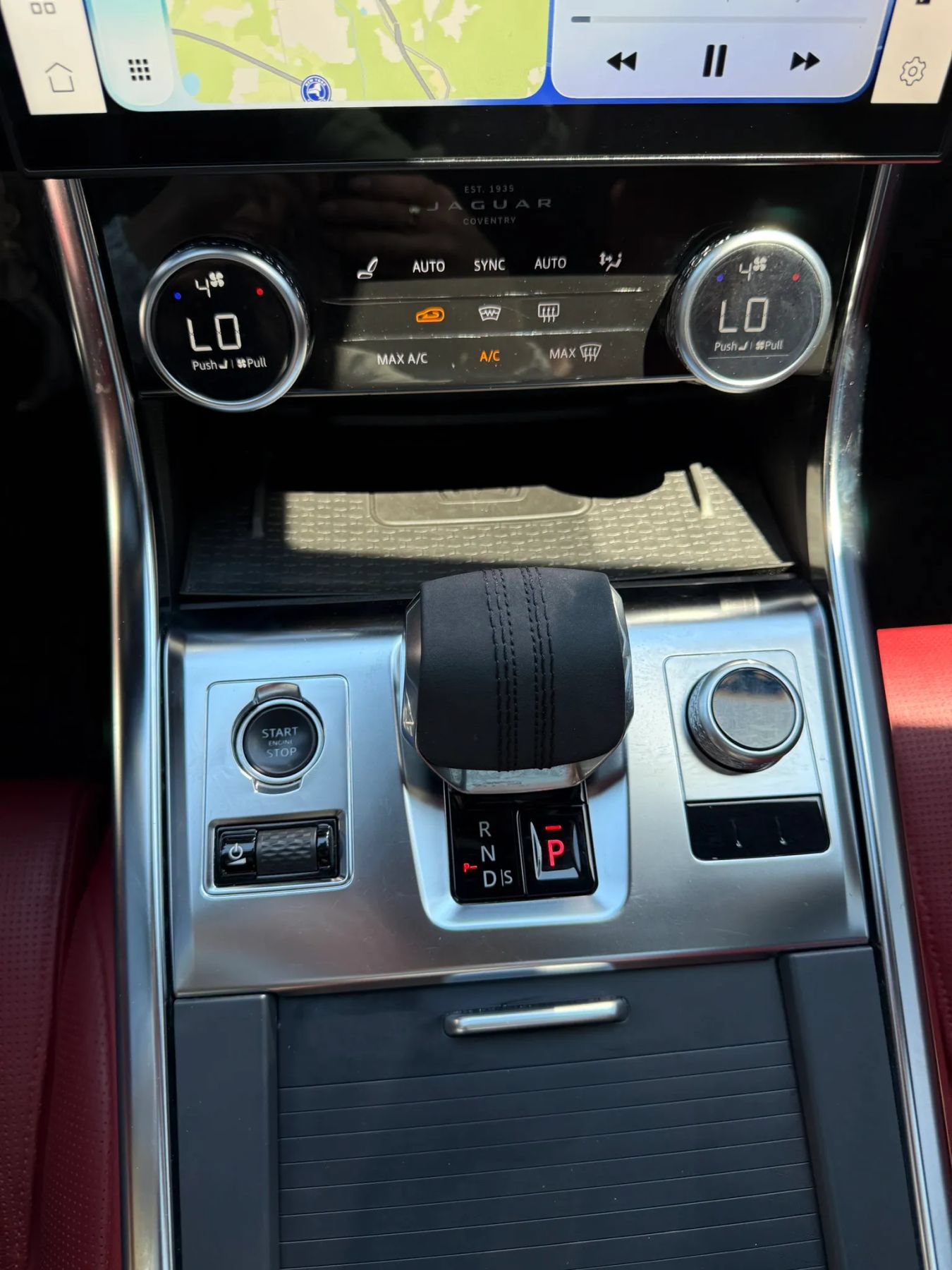 Used 2022 Jaguar XF R-Dynamic SE AWD/4WD image 35