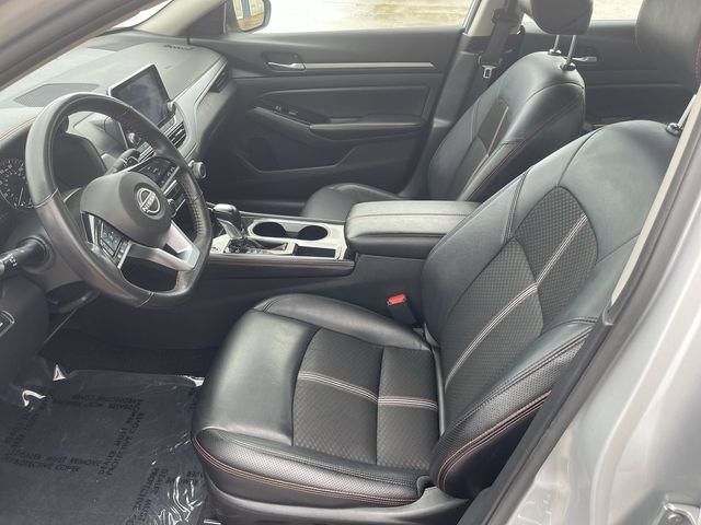 Used 2024 Nissan Altima 2.5 SR image 11