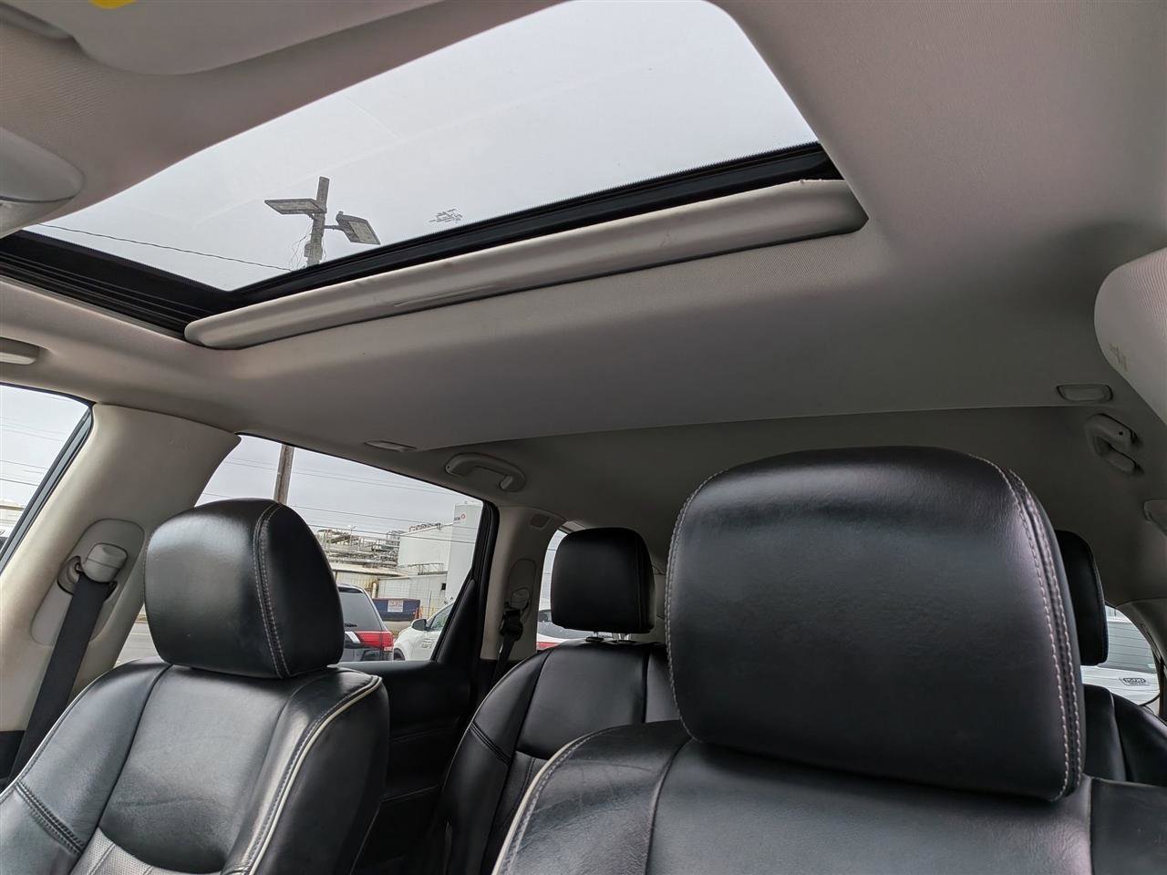 Used 2016 INFINITI QX60 AWD w/ Premium Plus Package image 26