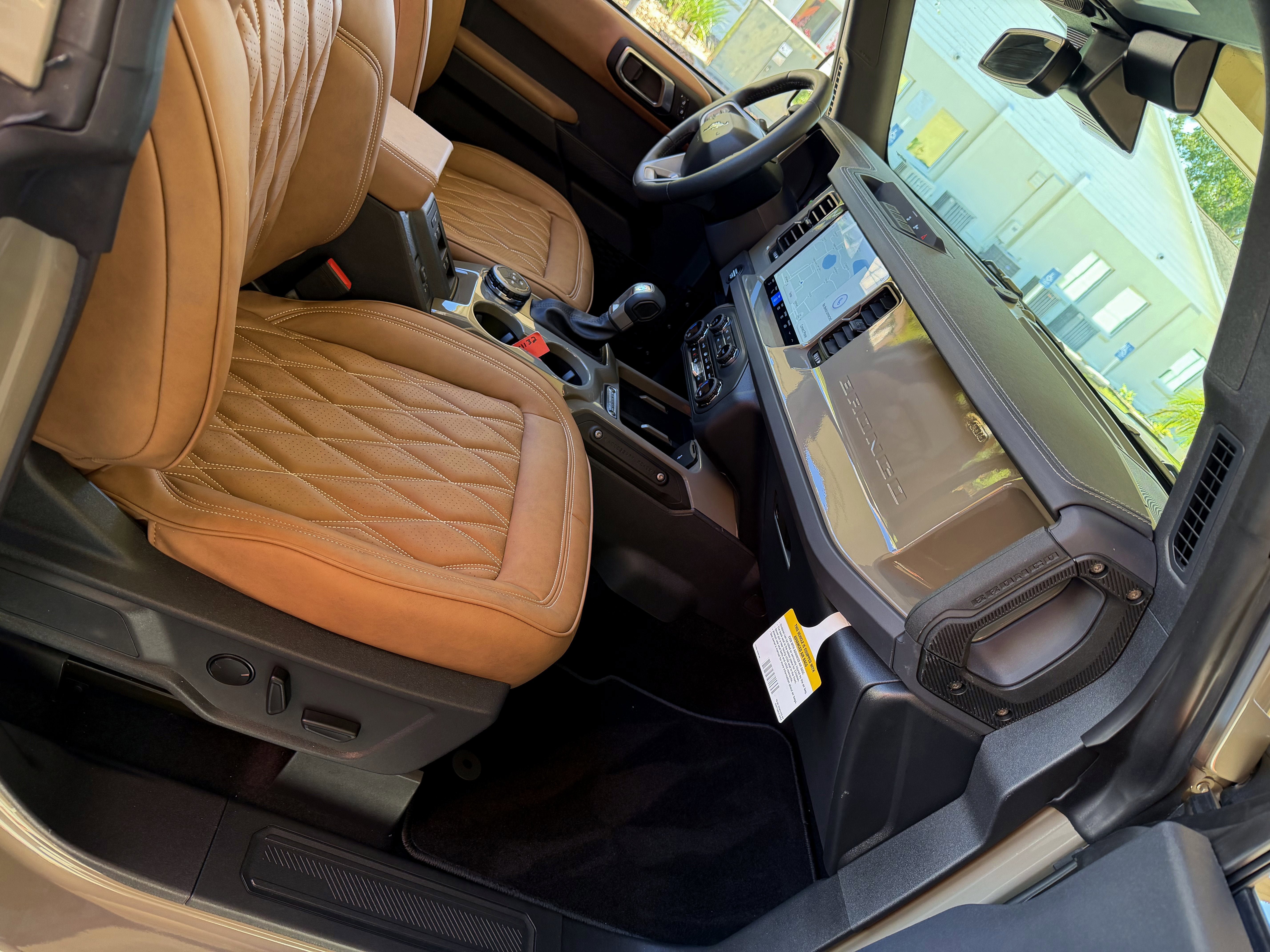 Used 2025 Ford Bronco Outer Banks AWD/4WD image 26