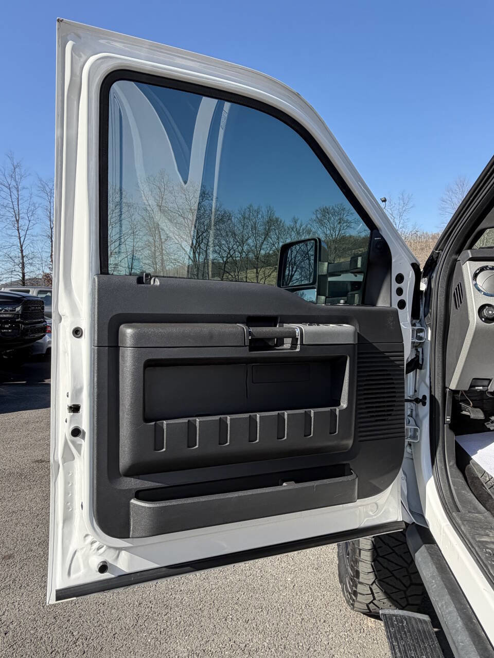 Used 2016 Ford F350 Lariat w/ Lariat Ultimate Package AWD/4WD image 28