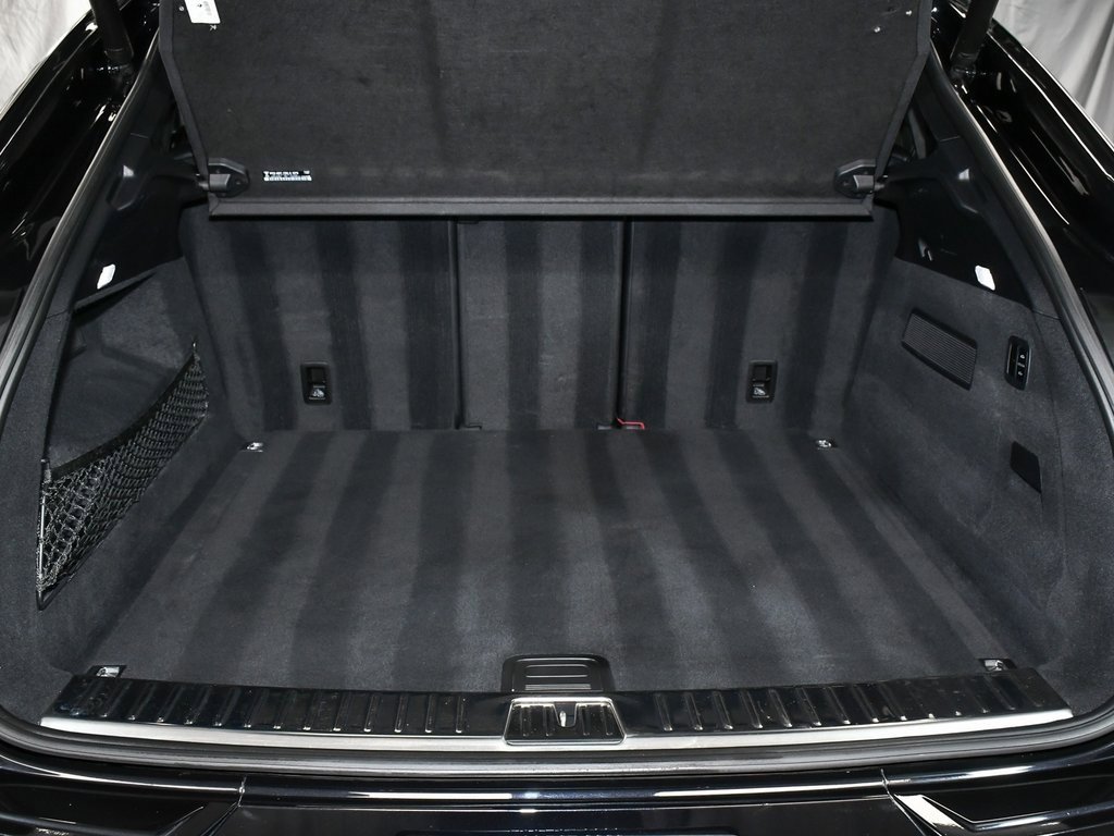 Used 2021 Porsche Cayenne Turbo w/ Assistance Package image 65