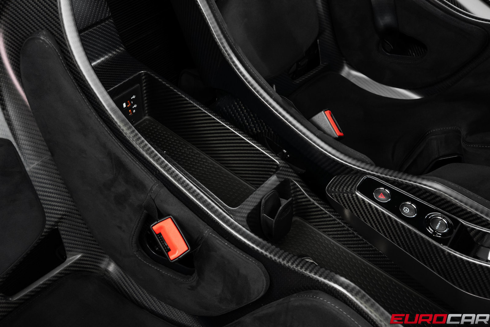 Used 2019 McLaren Senna RWD image 62