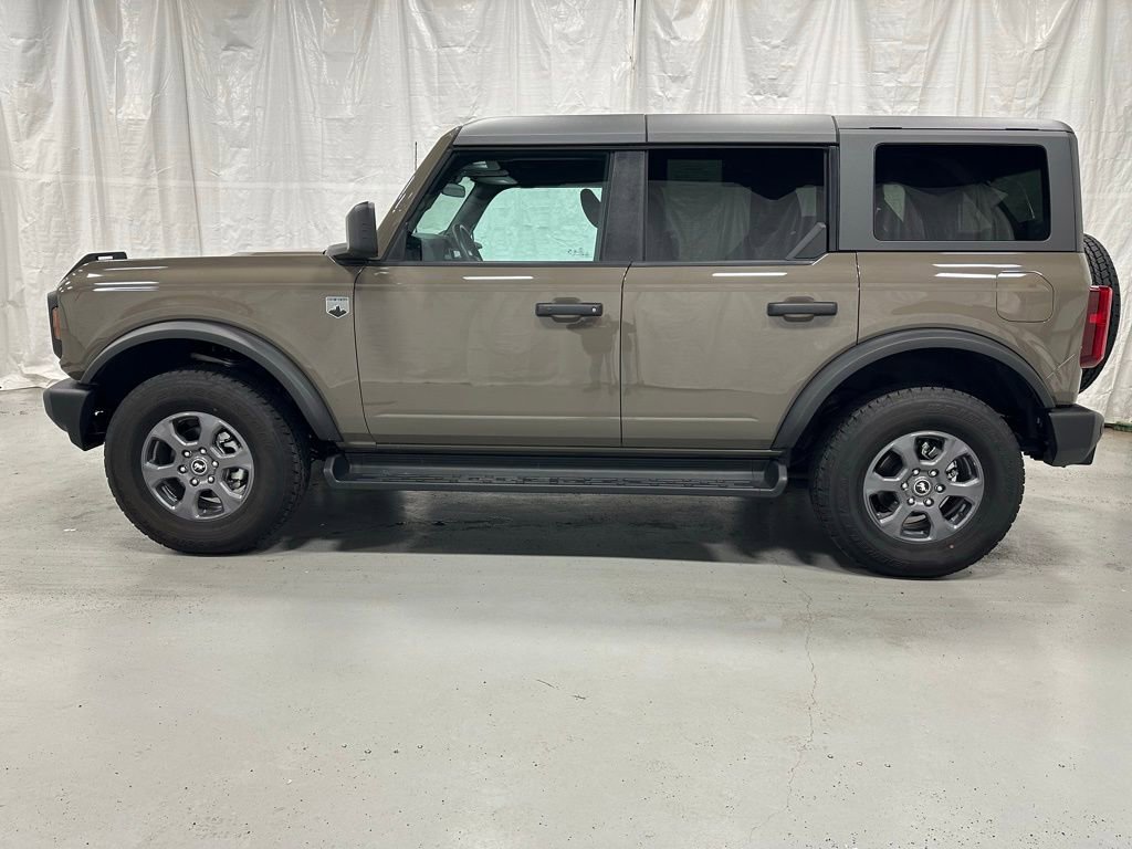 Used 2025 Ford Bronco Big Bend image 4