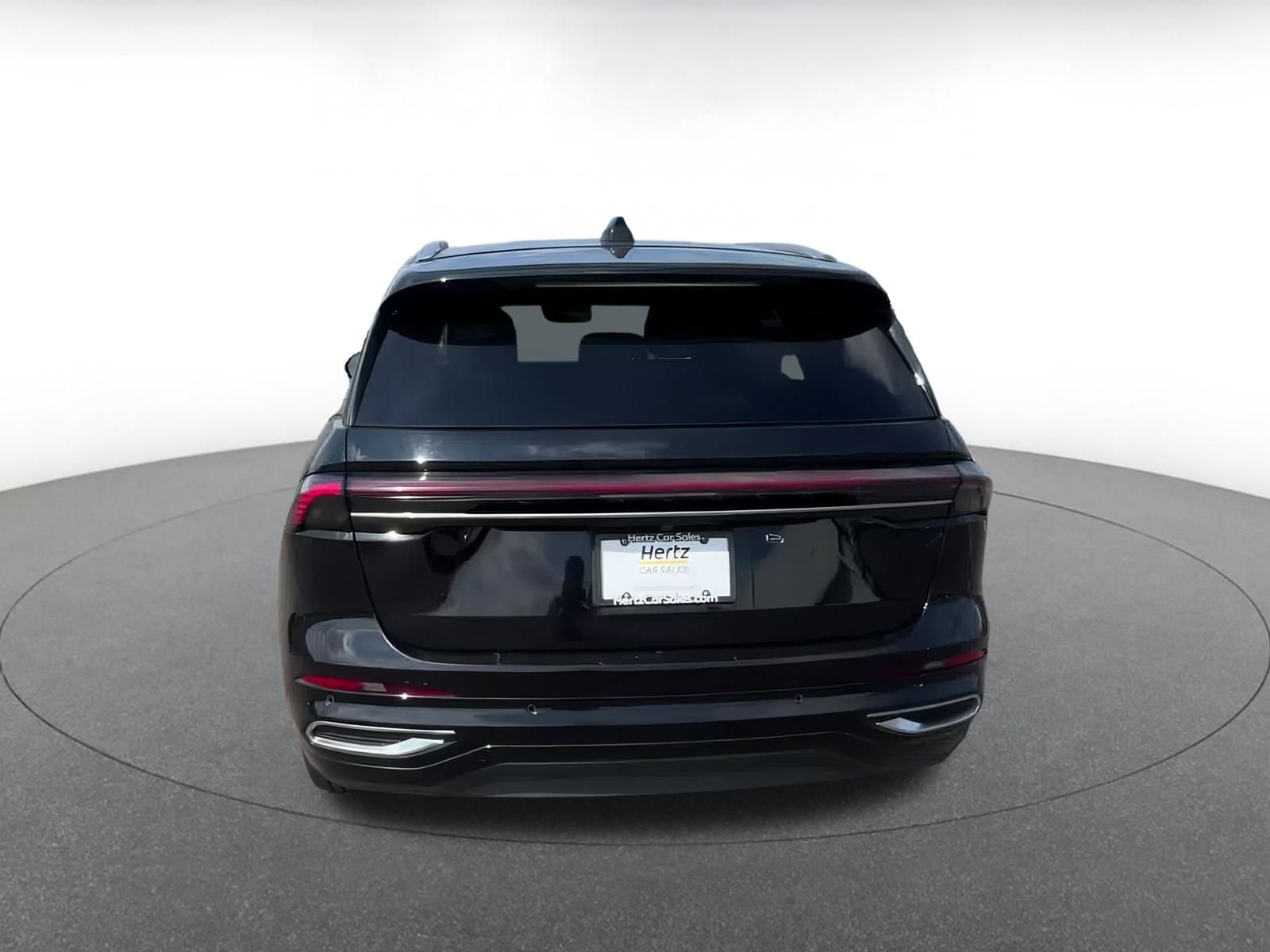 Used 2024 Lincoln Nautilus Reserve image 12