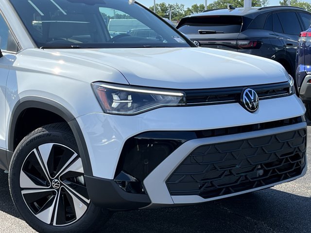 New 2026 Volkswagen Taos SE AWD/4WD image 3