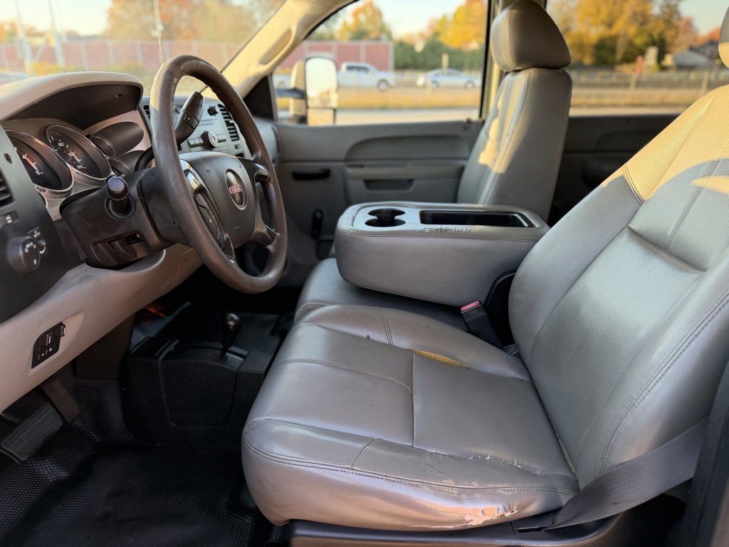 Used 2013 GMC Sierra 3500 W/T w/ Snow Plow Prep Package image 24