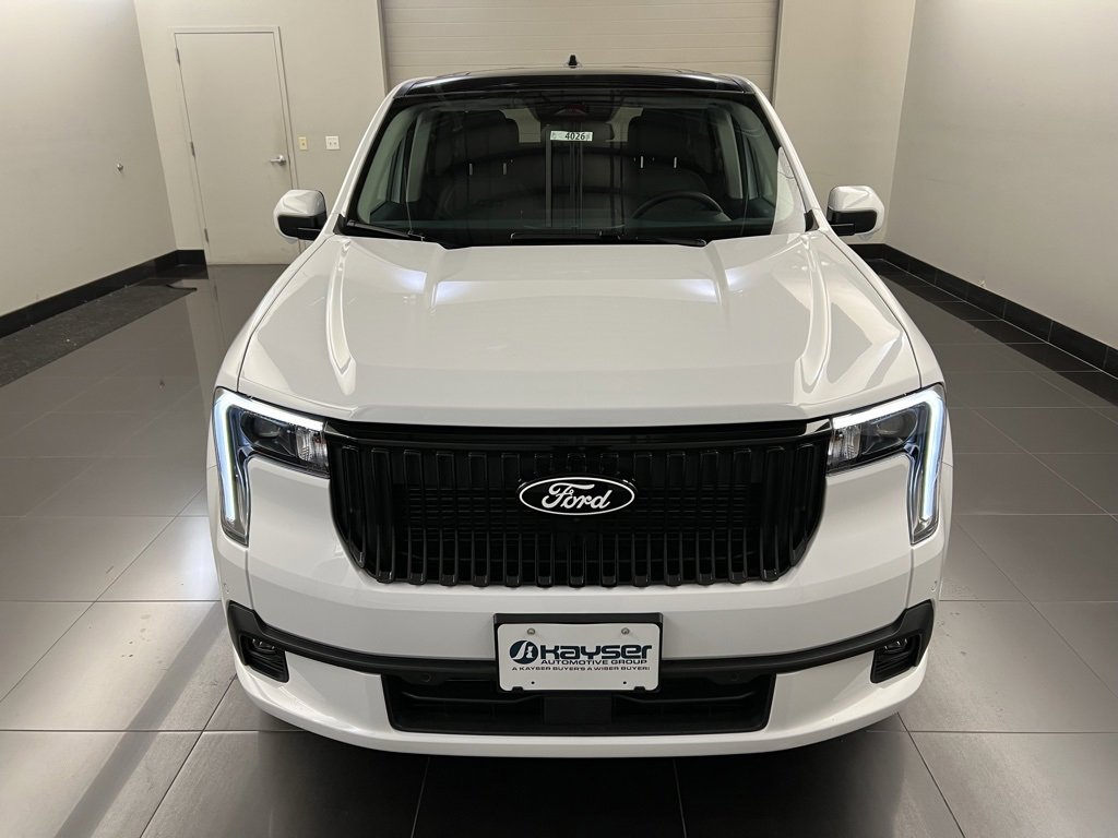 New 2025 Ford Maverick Lobo image 2