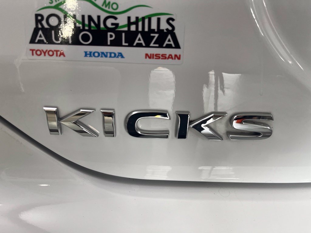 Used 2024 Nissan Kicks SR FWD image 42