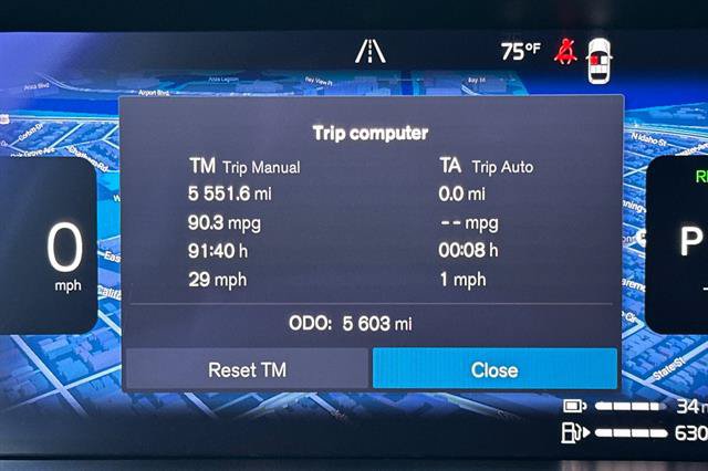 Certified 2025 Volvo XC60 T8 Plus w/ Protection Package Premier AWD/4WD image 21