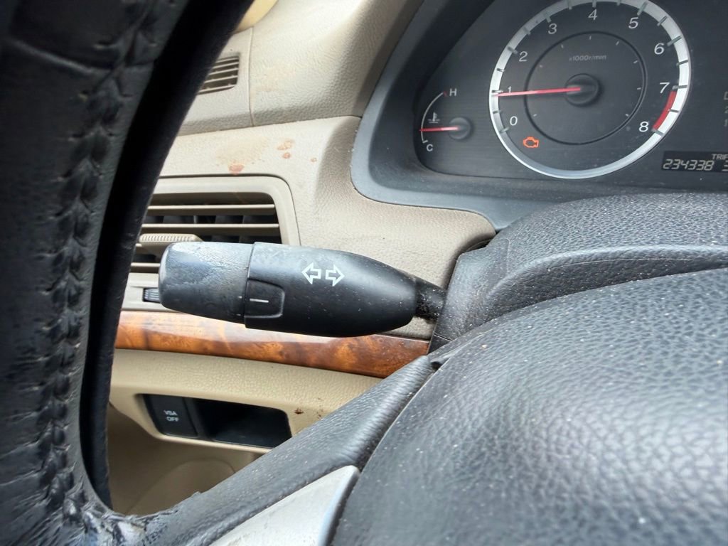 Used 2010 Honda Accord EX-L image 10