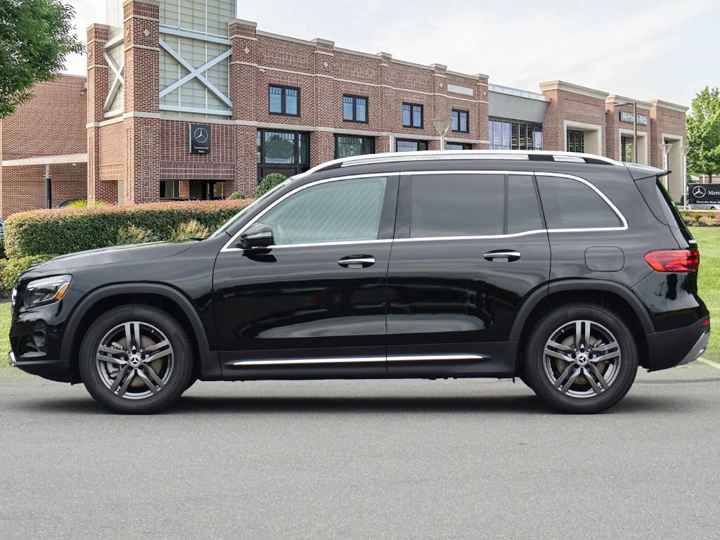 Certified 2025 Mercedes-Benz GLB 250 image 8