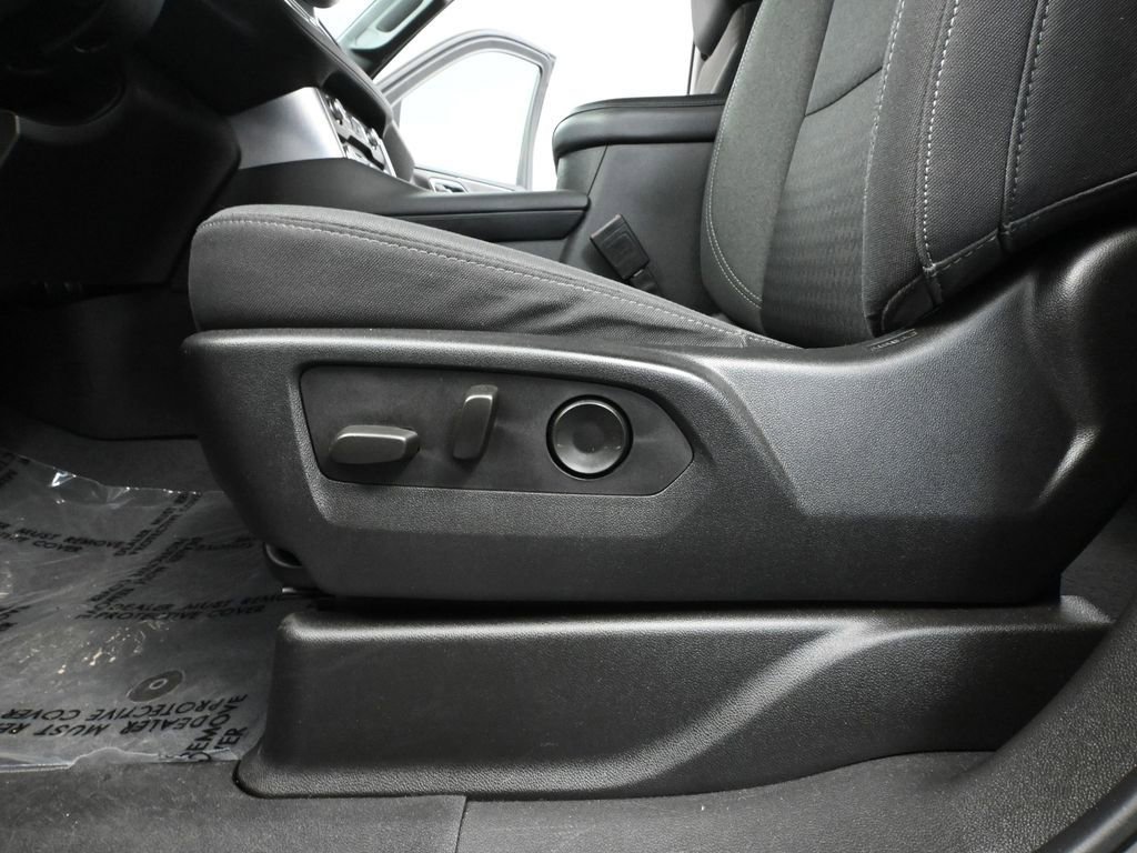 Used 2024 GMC Yukon XL SLE image 20