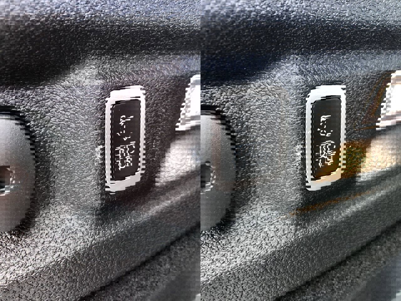 Used 2023 Jeep Grand Cherokee L Overland w/ Advanced Protech Group III image 18