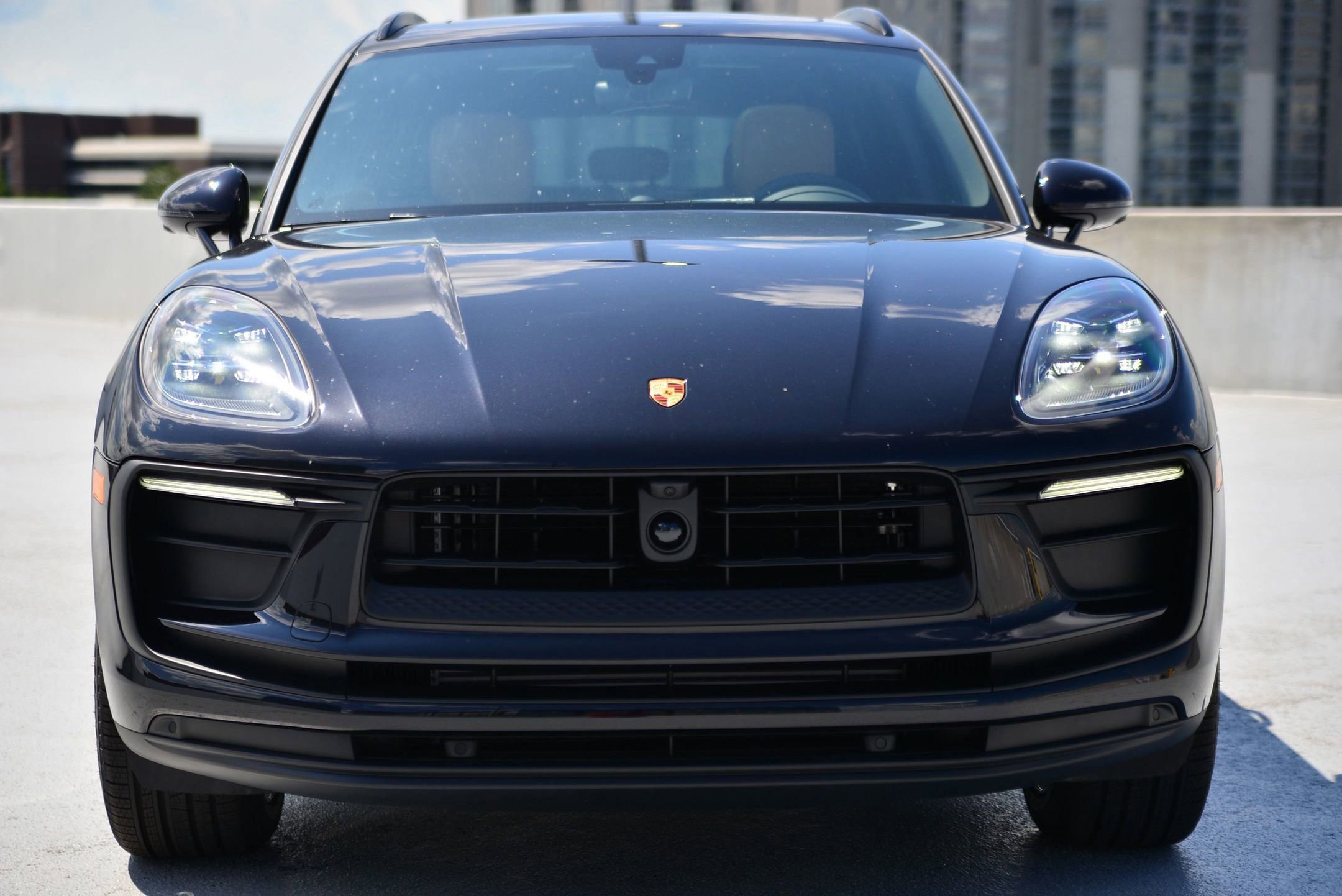 Used 2025 Porsche Macan image 6