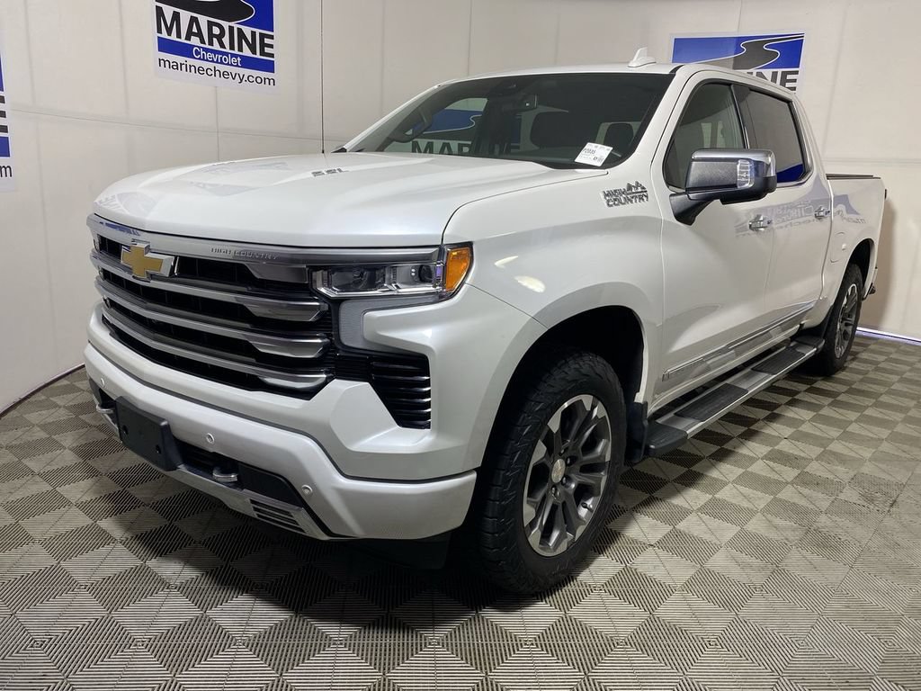 Used 2023 Chevrolet Silverado 1500 High Country w/ High Country Premium Package AWD/4WD image 11
