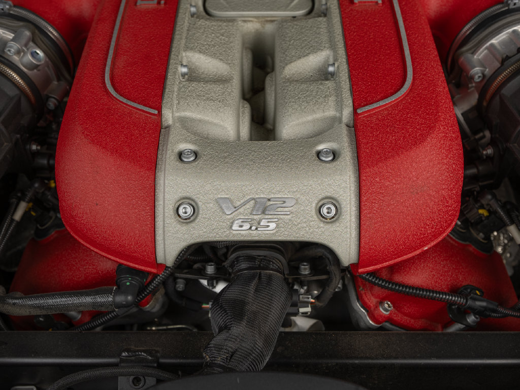 Certified 2020 Ferrari 812 Superfast RWD image 38