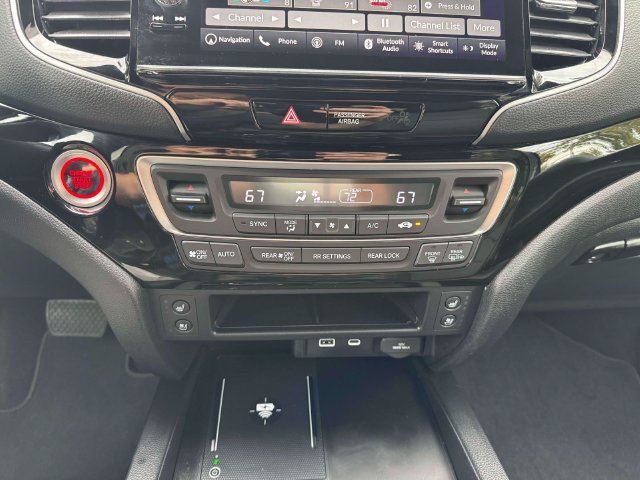 Used 2025 Honda Ridgeline Black Edition image 34