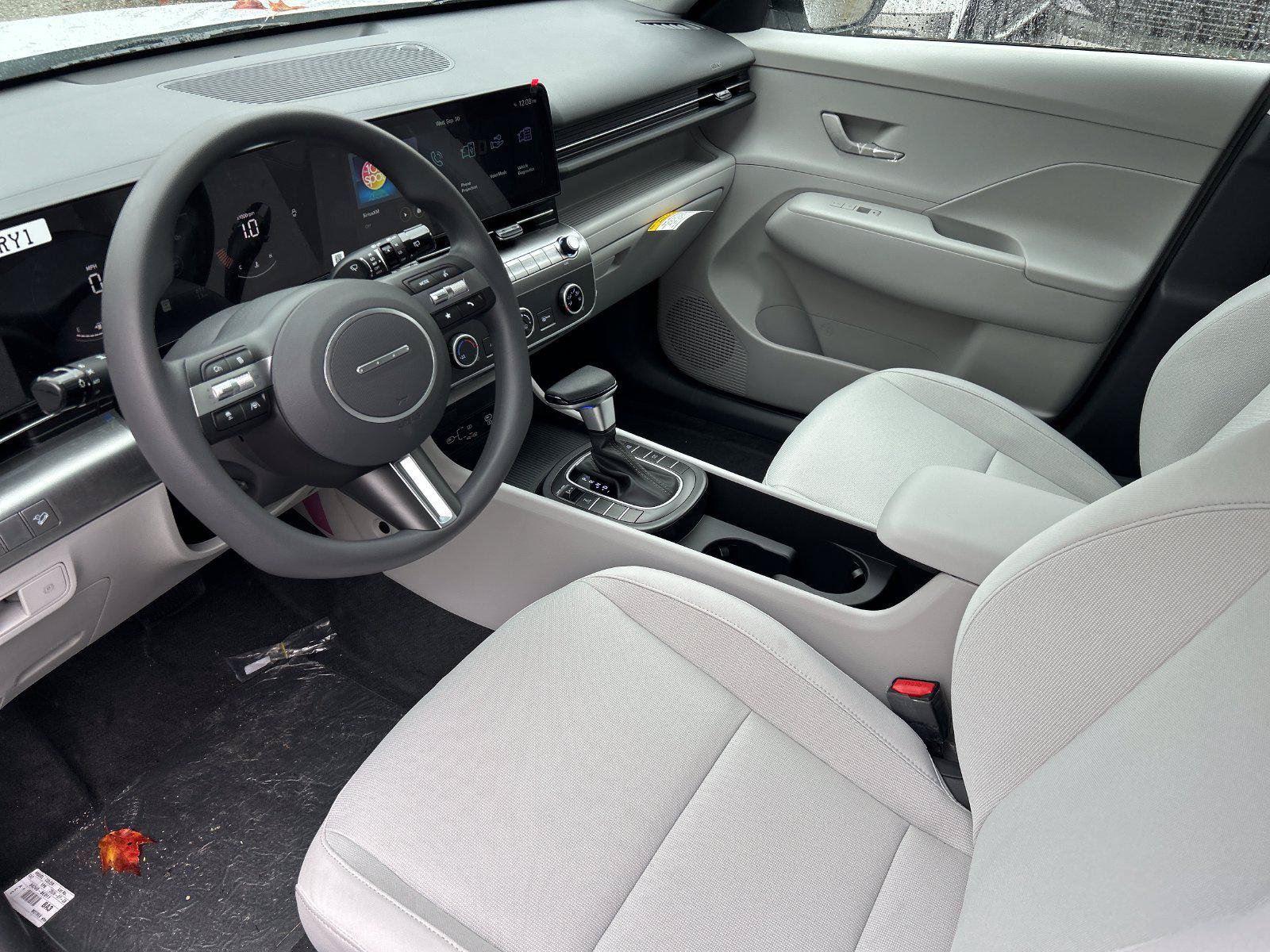 New 2027 Hyundai Kona SE AWD/4WD image 13