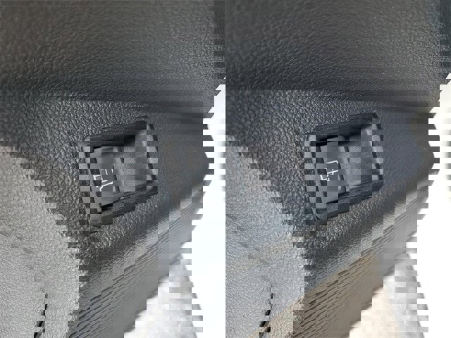 Certified 2023 Volkswagen Taos S image 14