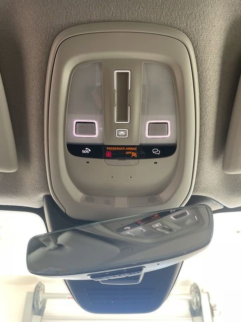 Certified 2025 Volvo XC40 B5 Plus image 25