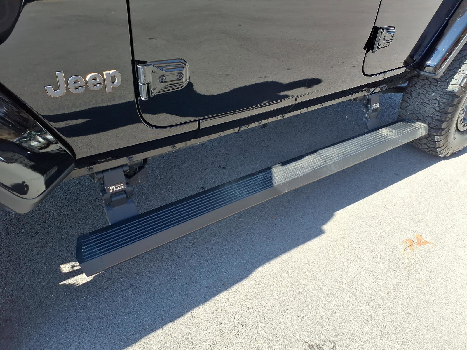 Used 2024 Jeep Wrangler Unlimited Rubicon 392 image 10