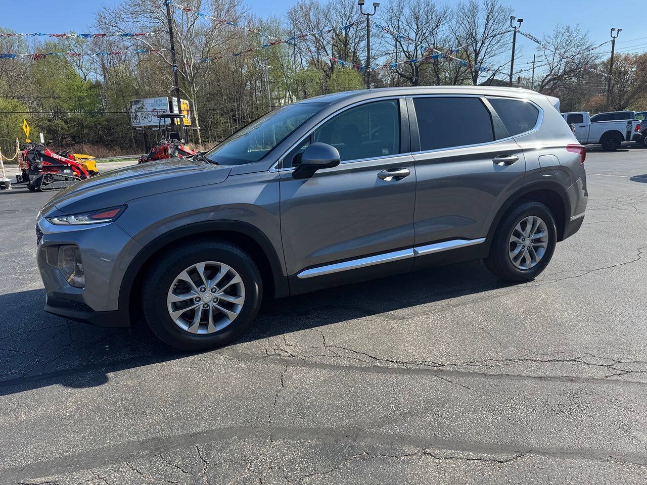 Used 2019 Hyundai Santa Fe SE AWD/4WD image 7