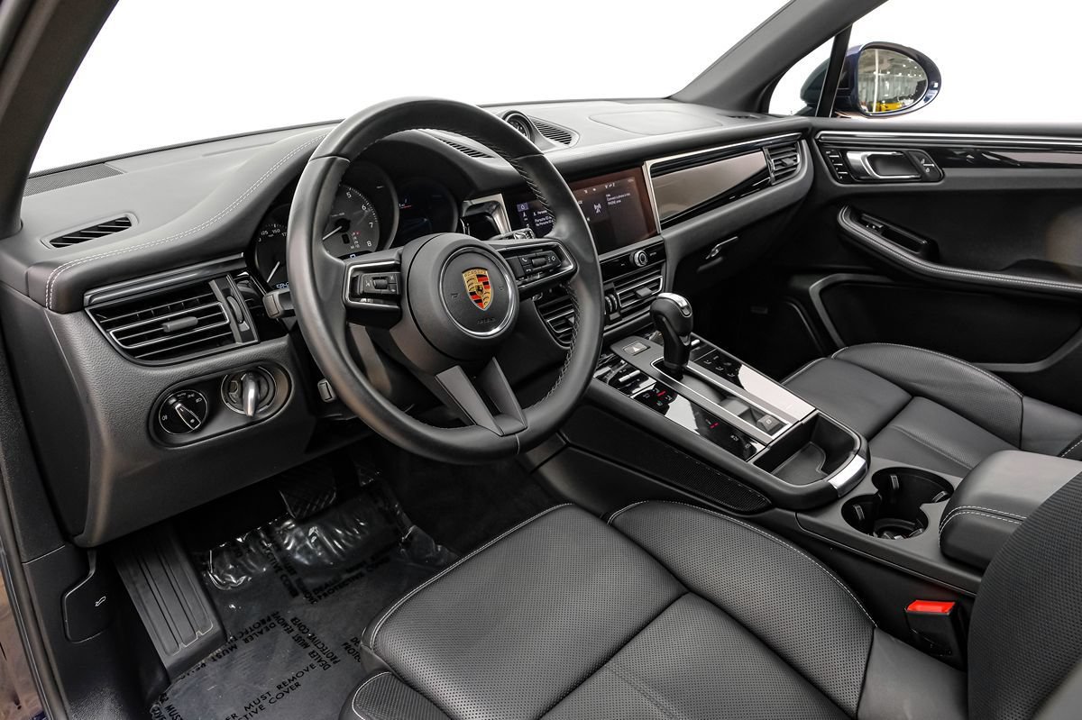 Used 2022 Porsche Macan S AWD/4WD image 3