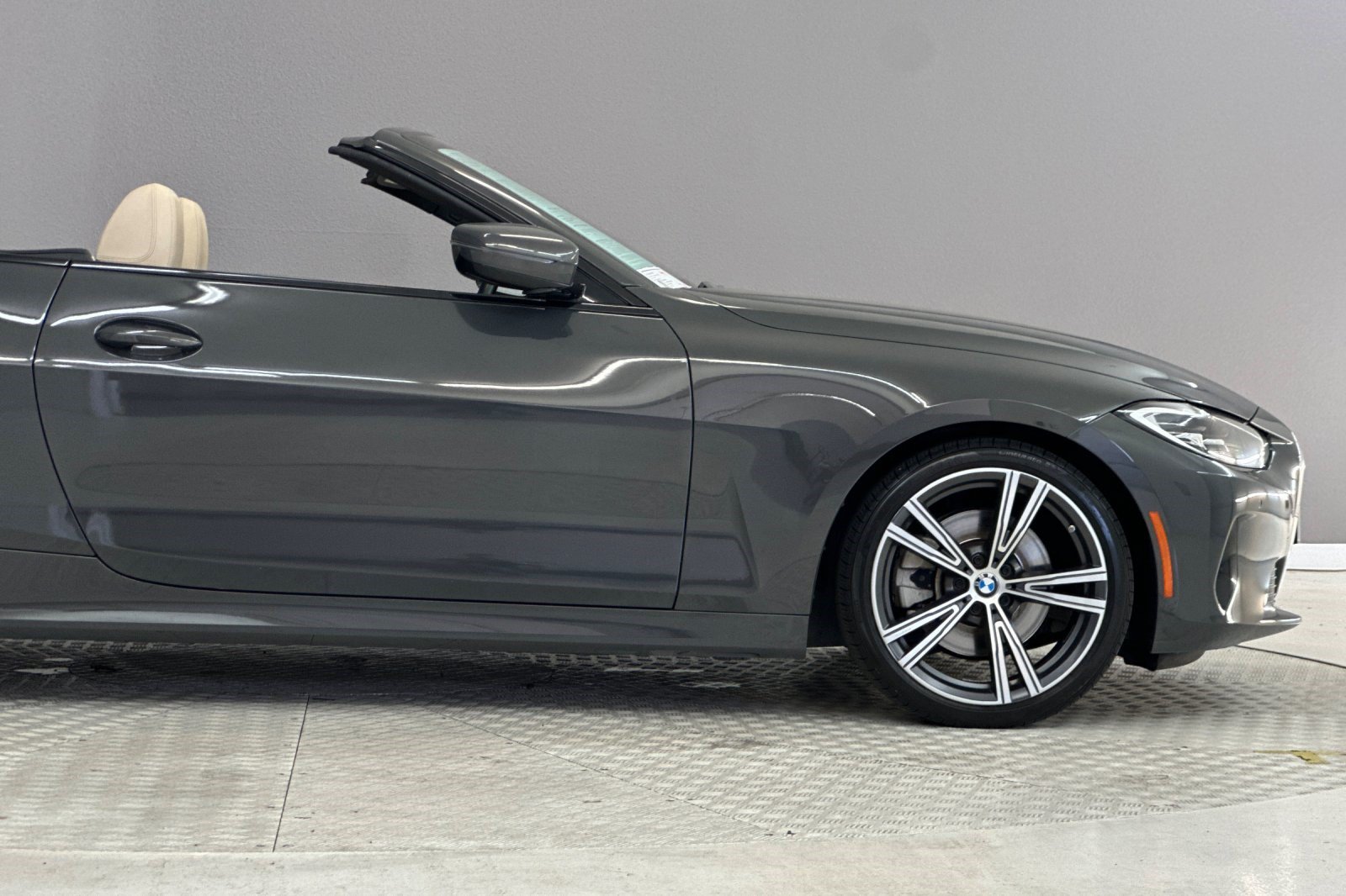 Used 2023 BMW 430i Convertible w/ Premium Package RWD image 36