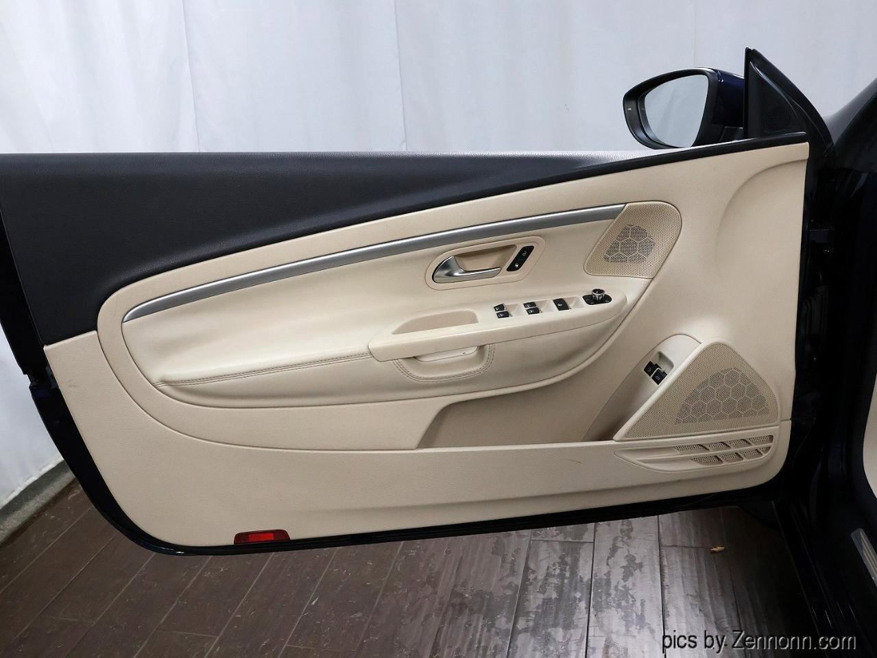 Used 2012 Volkswagen Eos Komfort image 26