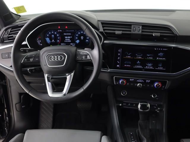 Certified 2025 Audi Q3 2.0T Premium w/ Convenience Package image 19