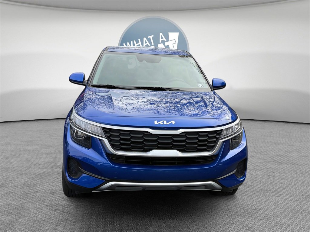 Certified 2023 Kia Seltos LX image 9