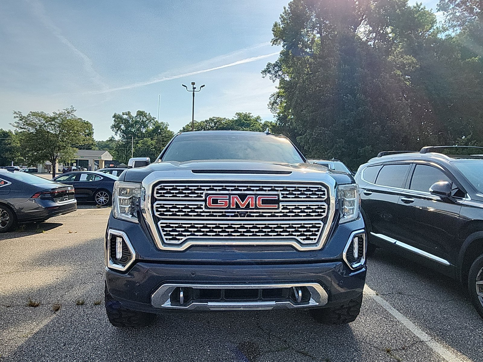 Used 2021 GMC Sierra 1500 Denali w/ Denali Ultimate Package AWD/4WD image 7