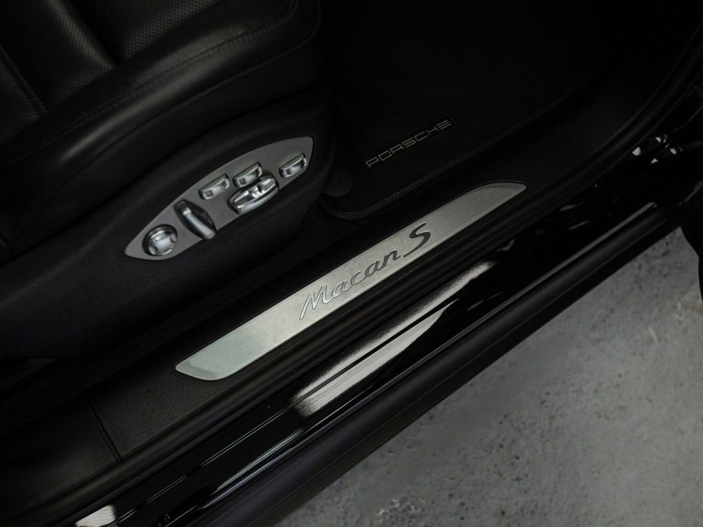 Used 2022 Porsche Macan S image 33