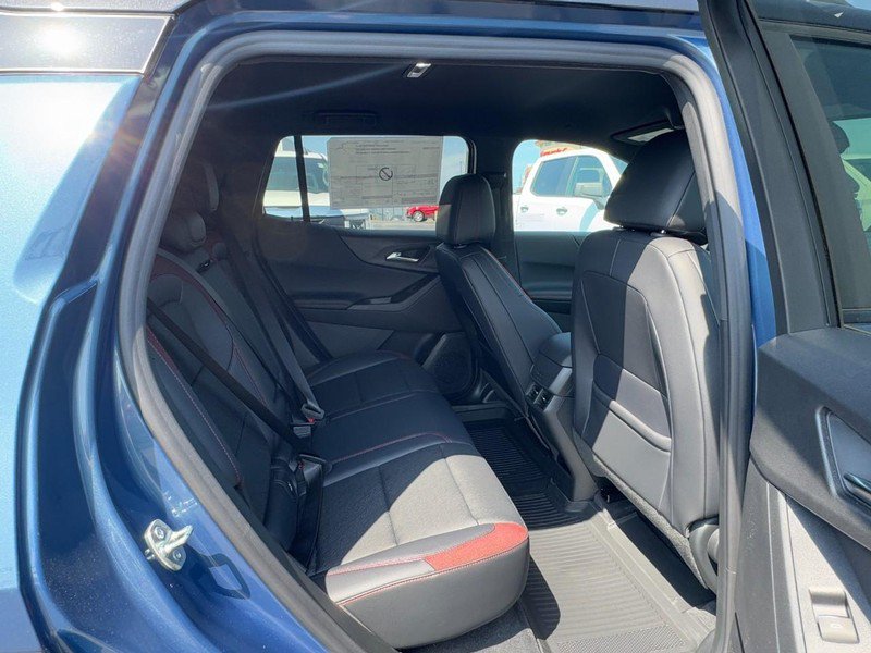 New 2027 Chevrolet Equinox RS w/ LPO, Floor Liner Package AWD/4WD image 5