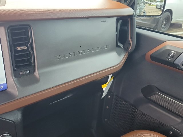 Used 2024 Ford Bronco Outer Banks AWD/4WD image 26
