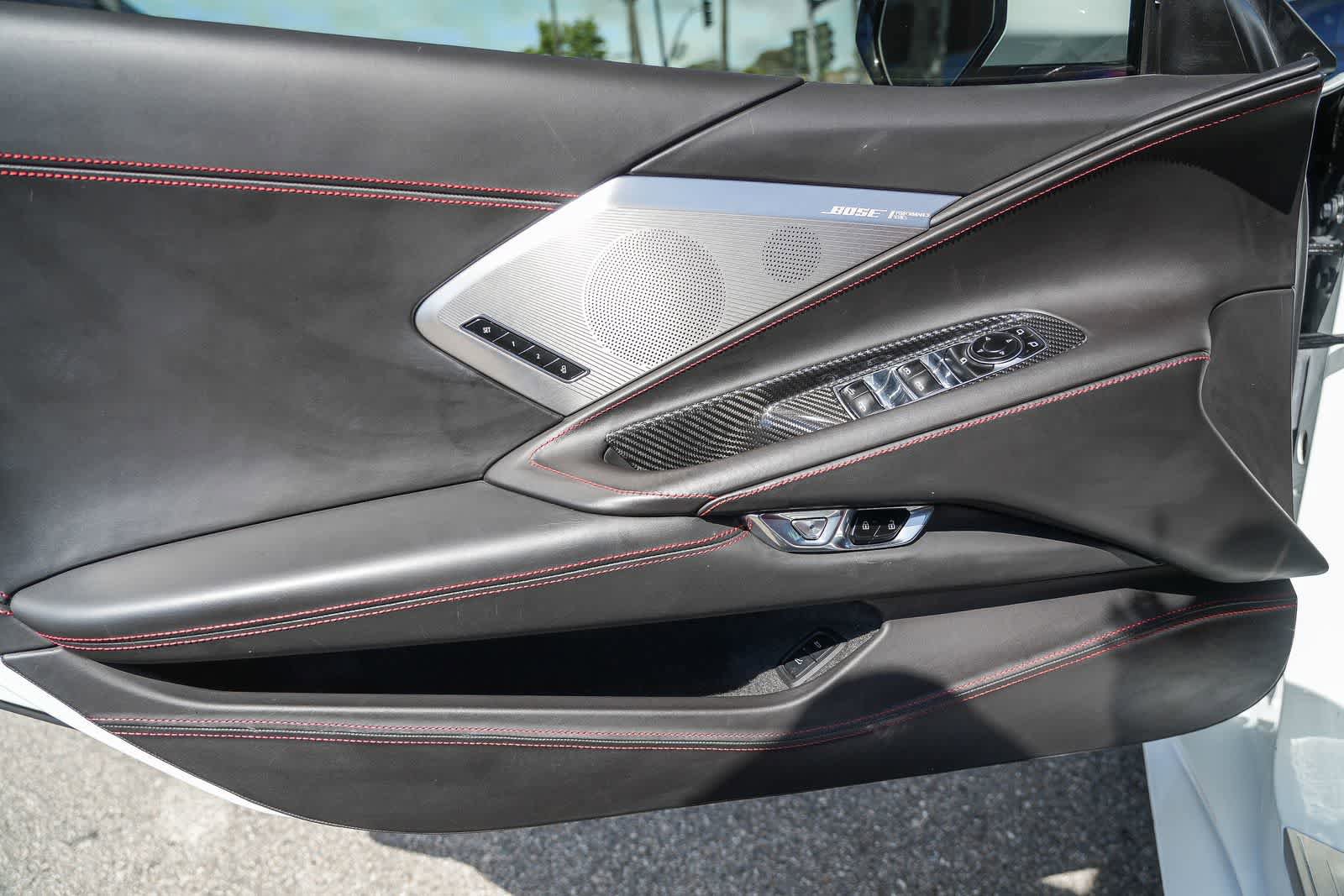Used 2021 Chevrolet Corvette Stingray Premium Conv w/ Z51 Performance Package RWD image 14