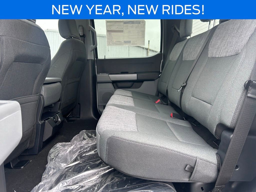 New 2026 Ford F450 XLT w/ 360-Degree Camera Package image 22