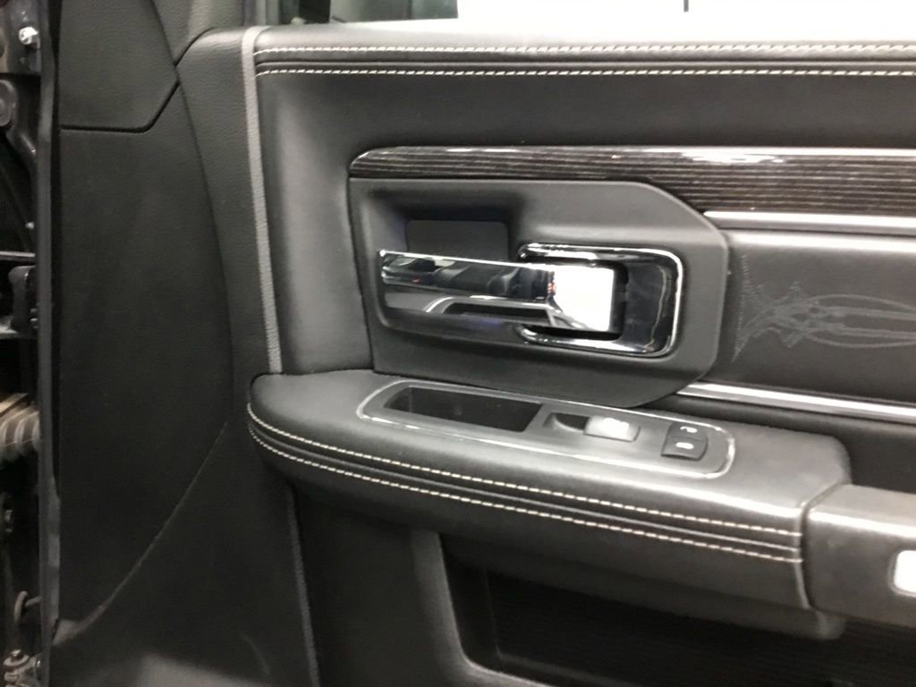 Used 2018 RAM 3500 Laramie Longhorn image 27