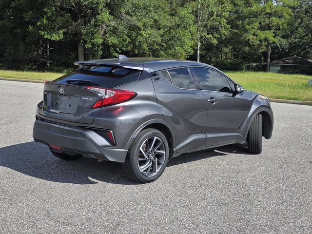 Used 2022 Toyota C-HR Limited FWD image 5