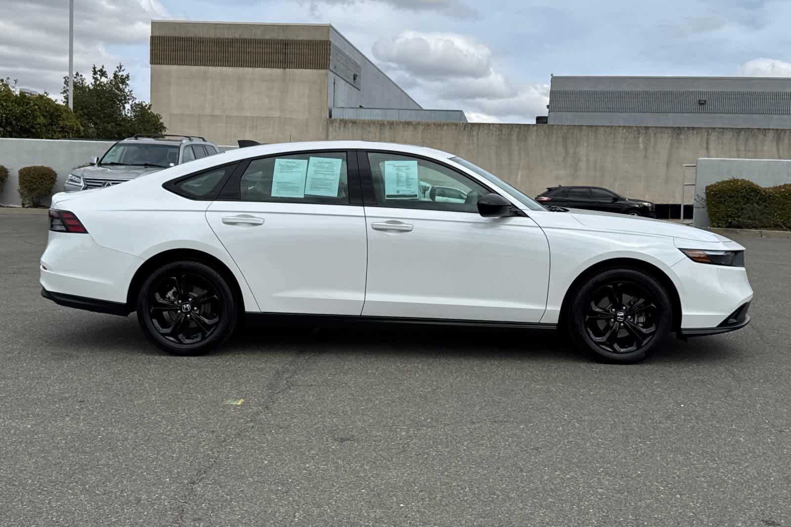 Used 2025 Honda Accord SE image 6