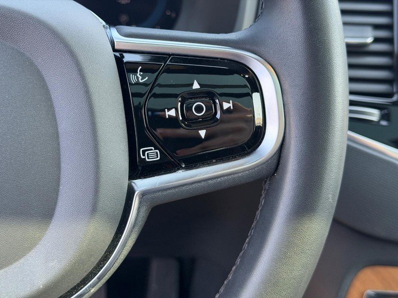 Certified 2023 Volvo XC90 B6 Plus w/ Protection Package image 23