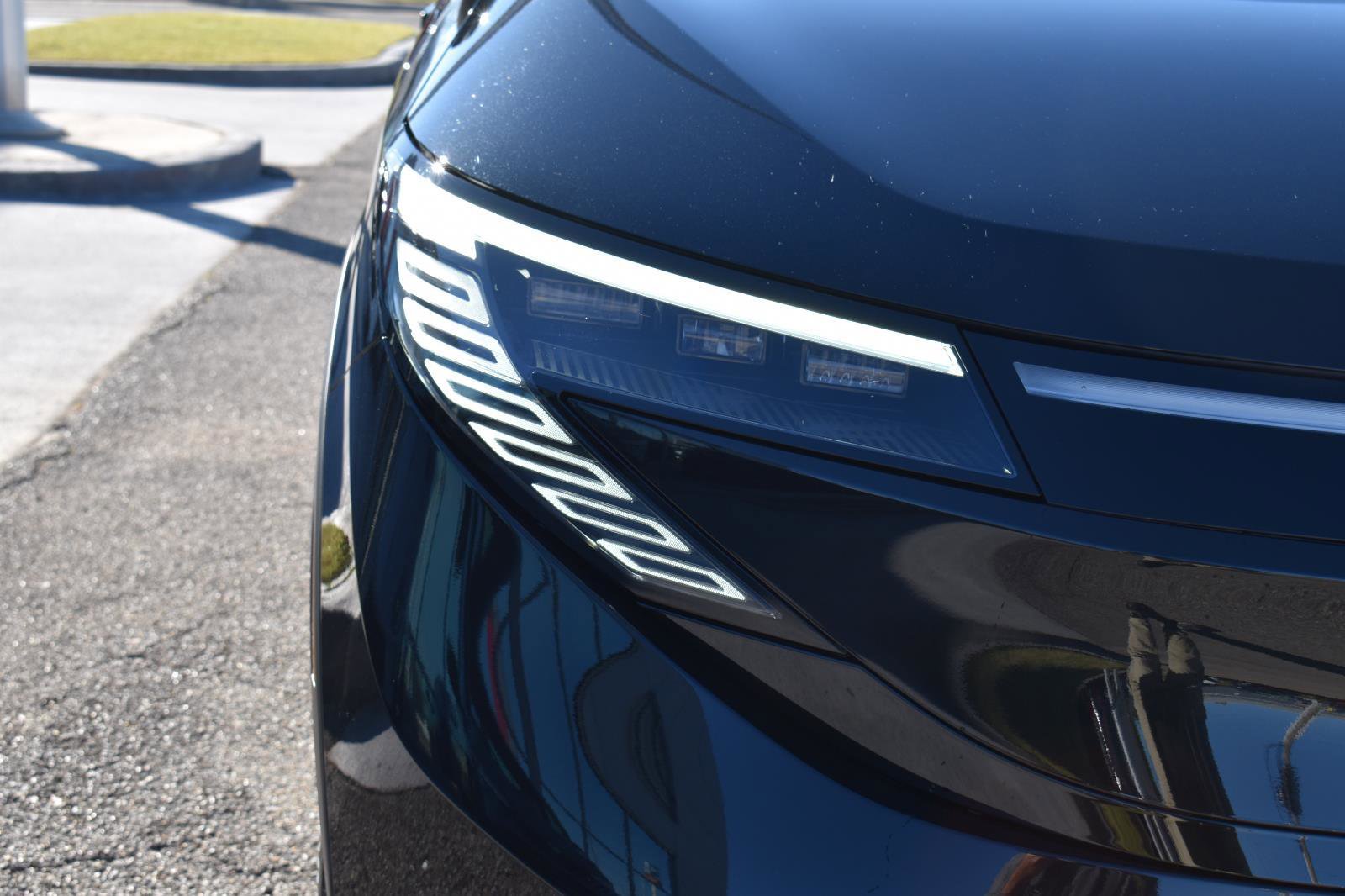 New 2026 Nissan Leaf Platinum+ image 17